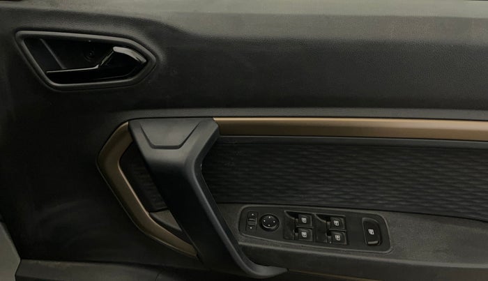 2021 Renault Kiger RXT (O) AMT, Petrol, Automatic, 49,934 km, Driver Side Door Panels Control