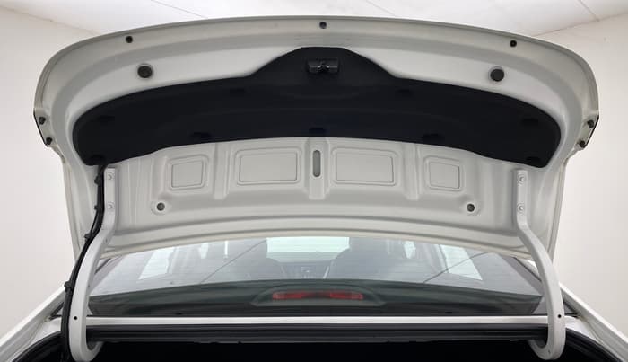 2019 Hyundai Verna 1.6 SX VTVT, Petrol, Manual, 25,369 km, Boot Door Open