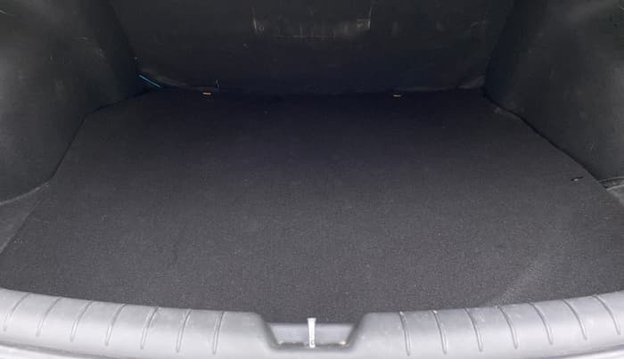 2019 Hyundai Verna 1.6 SX VTVT, Petrol, Manual, 25,369 km, Boot Inside
