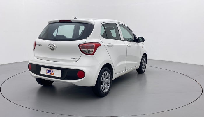 2017 Hyundai Grand i10 MAGNA 1.2 VTVT, Petrol, Manual, 16,502 km, Right Back Diagonal