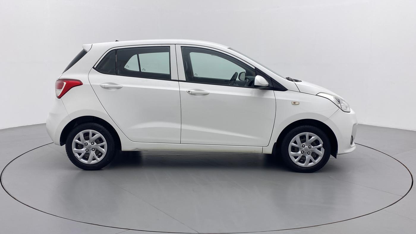 2017 Hyundai Grand i10 MAGNA 1.2 VTVT, Petrol, Manual, 16,502 km, Right Side View