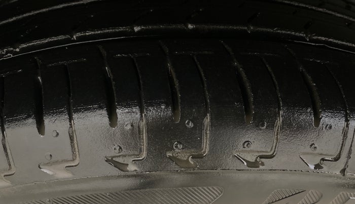 2020 Maruti IGNIS ALPHA 1.2 AMT, Petrol, Automatic, 14,349 km, Right Rear Tyre Tread