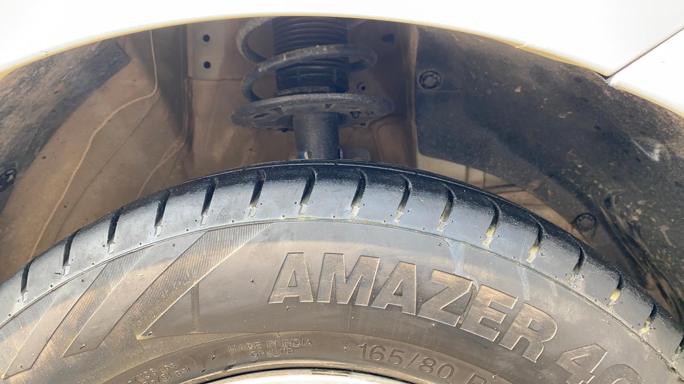 2023 Maruti Dzire LXI, Petrol, Manual, 42,448 km, Right Front Tyre Tread