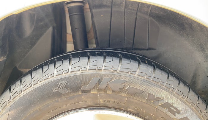 2023 Maruti Dzire LXI, Petrol, Manual, 42,448 km, Right Rear Tyre Tread