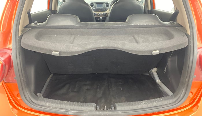 2019 Hyundai Grand i10 MAGNA AT 1.2 KAPPA VTVT, Petrol, Automatic, 38,753 km, Boot Inside