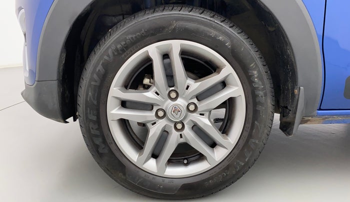 2021 Renault TRIBER RXZ AMT, Petrol, Automatic, 9,003 km, Left Front Wheel