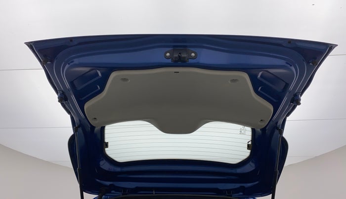 2021 Renault TRIBER RXZ AMT, Petrol, Automatic, 9,003 km, Boot Door Open