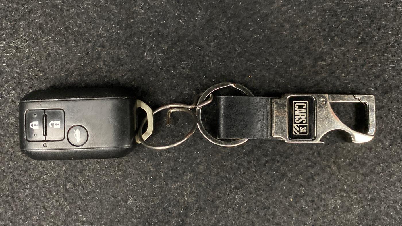 2018 Maruti Dzire ZXI AMT, Petrol, Automatic, 58,039 km, Key Close Up