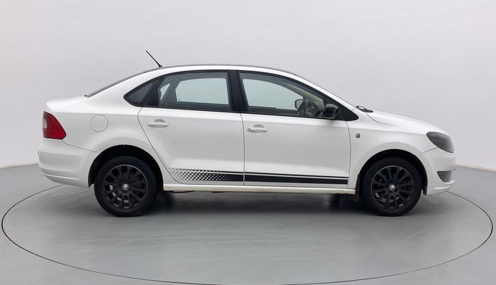 2015 Skoda Rapid 1.5 TDI MT ELEGANCE BLACK PACKAGE, Diesel, Manual, 96,348 km, Right Side View