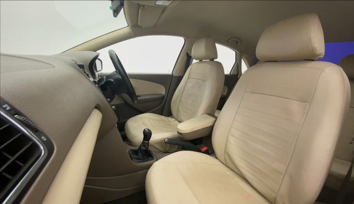 2015 Skoda Rapid 1.5 TDI MT ELEGANCE BLACK PACKAGE, Diesel, Manual, 96,348 km, Right Side Front Door Cabin