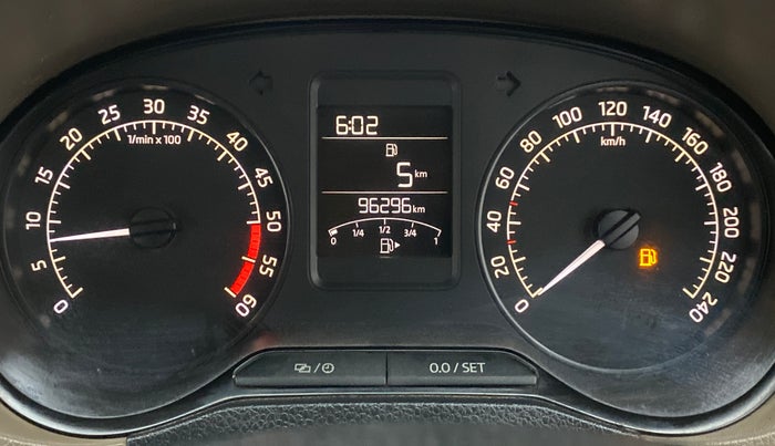 2015 Skoda Rapid 1.5 TDI MT ELEGANCE BLACK PACKAGE, Diesel, Manual, 96,348 km, Odometer Image