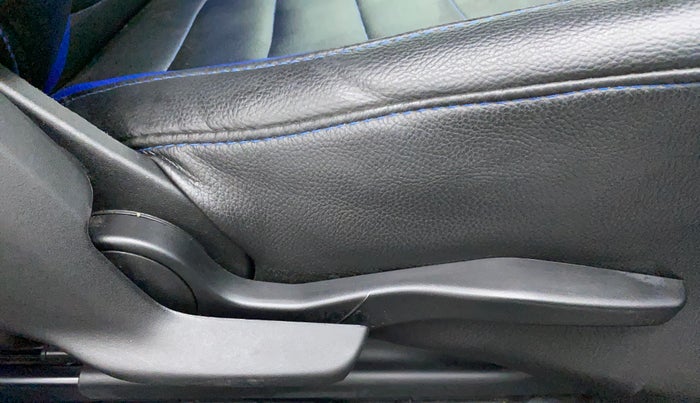 2018 Maruti Baleno ALPHA DIESEL 1.3, Diesel, Manual, 52,507 km, Driver Side Adjustment Panel