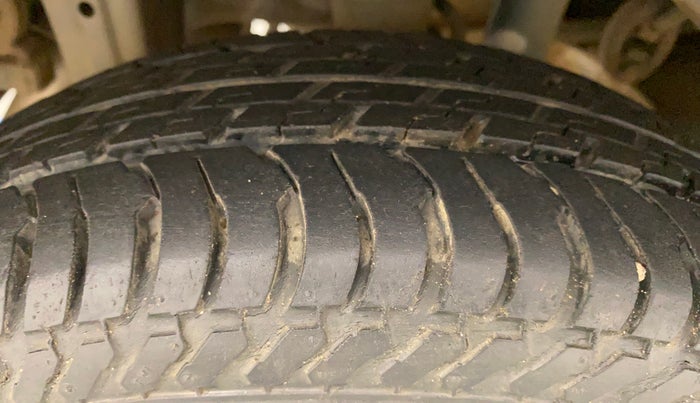 2014 Maruti Alto K10 VXI, Petrol, Manual, 61,787 km, Right Rear Tyre Tread