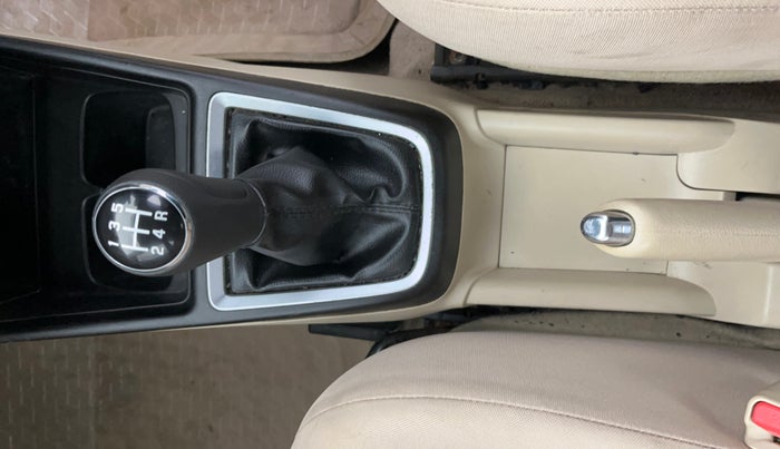 2017 Maruti Dzire VXI, Petrol, Manual, 67,116 km, Gear Lever