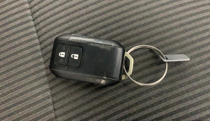 2020 Maruti XL6 ZETA AT, Petrol, Automatic, 11,644 km, Key Close Up