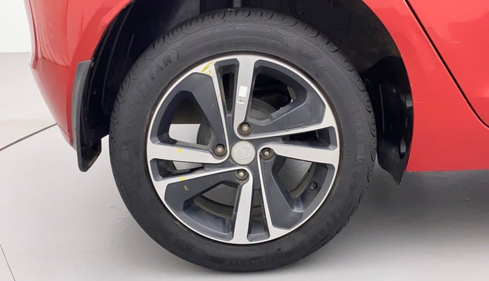 2022 Tata ALTROZ XZA PLUS, Petrol, Automatic, 5,022 km, Right Rear Wheel