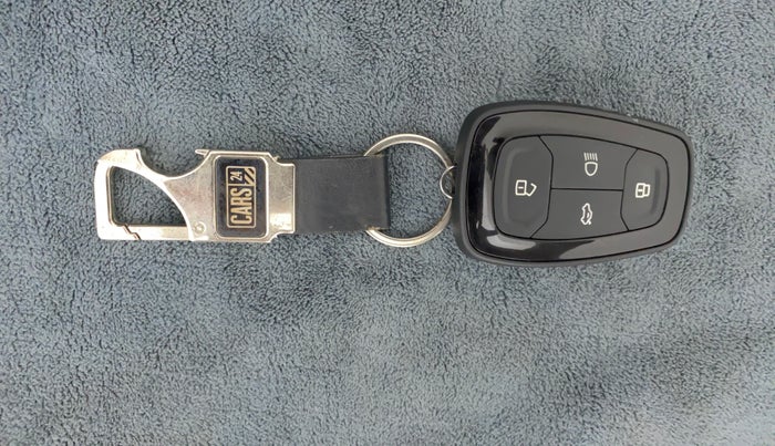 2022 Tata ALTROZ XZA PLUS, Petrol, Automatic, 5,022 km, Key Close Up
