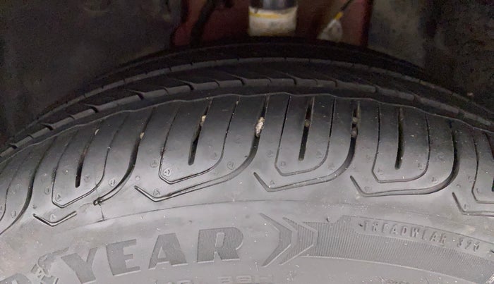 2022 Tata ALTROZ XZA PLUS, Petrol, Automatic, 5,022 km, Left Front Tyre Tread