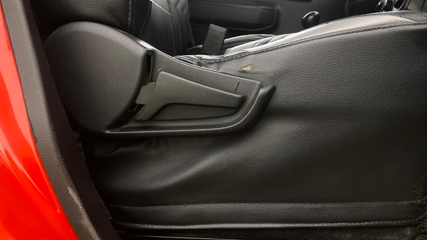 2019 Maruti S PRESSO VXI+, Petrol, Manual, 51,002 km, Driver Side Adjustment Panel