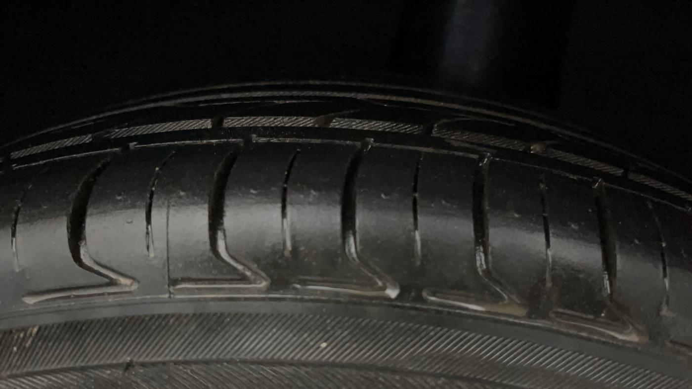 2016 Maruti Baleno DELTA PETROL 1.2, Petrol, Manual, 94,465 km, Left Rear Tyre Tread