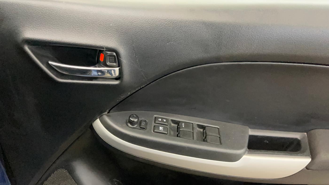 2016 Maruti Baleno DELTA PETROL 1.2, Petrol, Manual, 94,465 km, Driver Side Door Panels Control