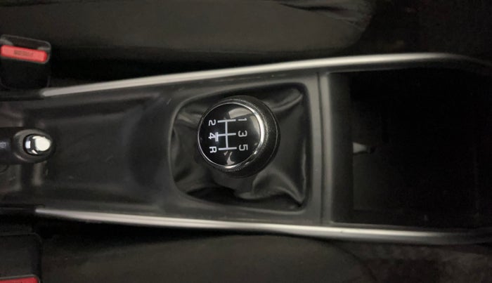 2016 Maruti Baleno ALPHA PETROL 1.2, Petrol, Manual, 94,575 km, Gear Lever