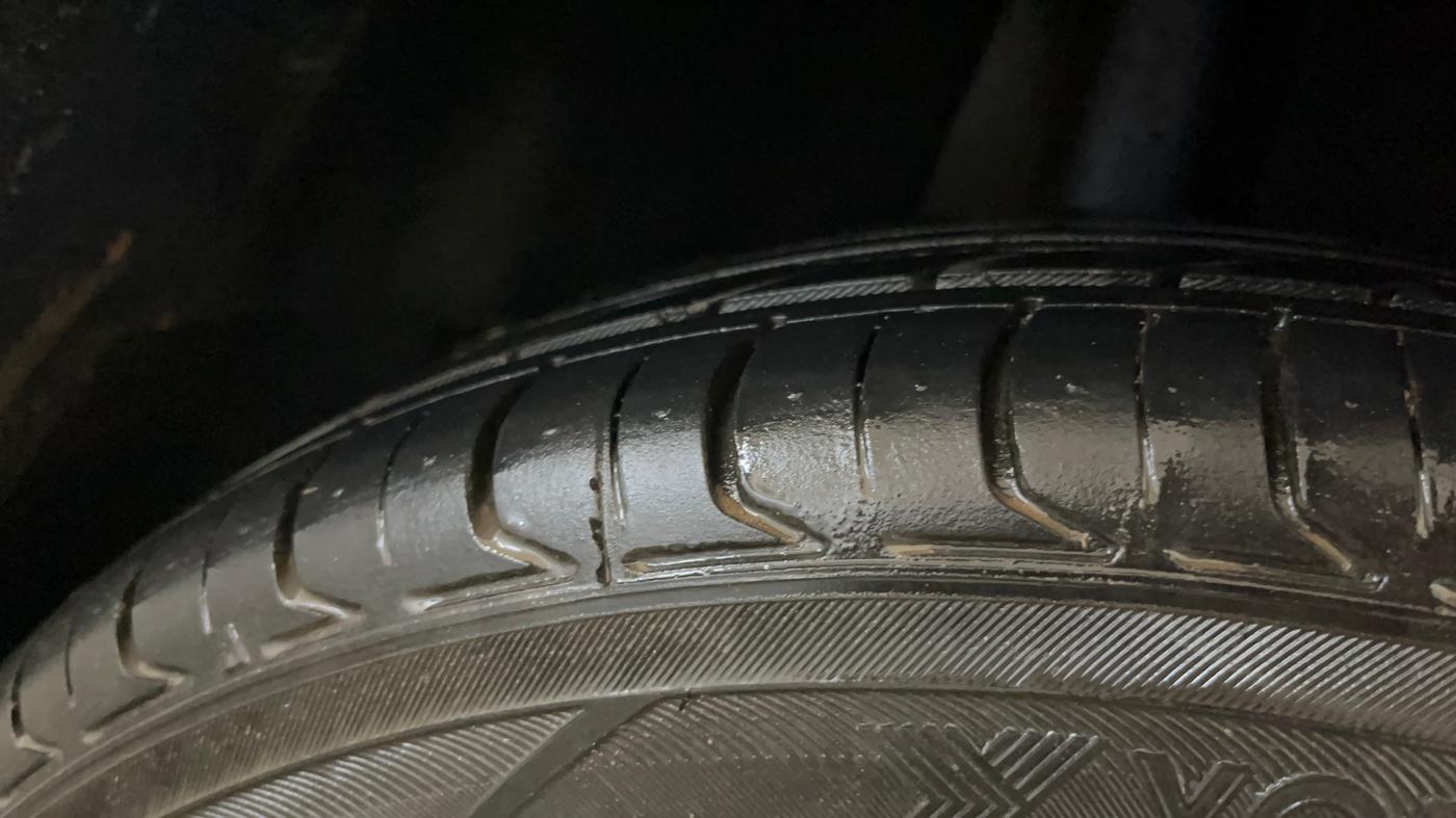 2016 Maruti Baleno DELTA PETROL 1.2, Petrol, Manual, 94,465 km, Right Rear Tyre Tread