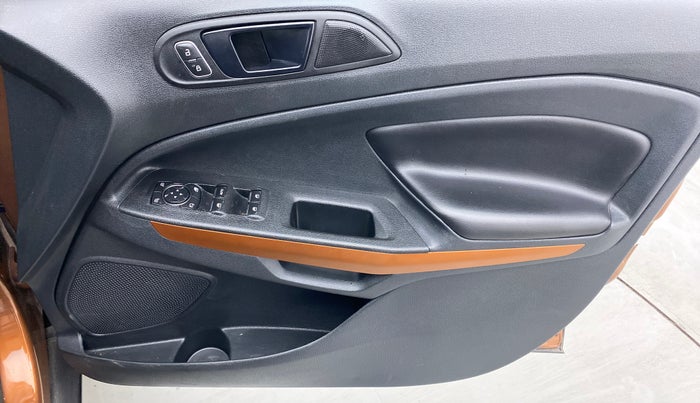 2021 Ford Ecosport TITANIUM 1.5 SPORTS(SUNROOF) PETROL, Petrol, Manual, 57,250 km, Driver Side Door Panels Control