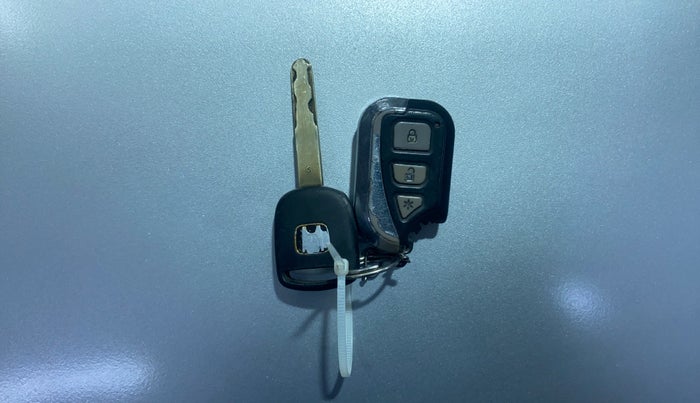 2015 Honda Amaze 1.5L I-DTEC E, Diesel, Manual, 84,355 km, Key Close Up