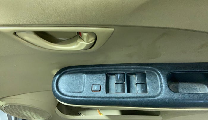 2015 Honda Amaze 1.5L I-DTEC E, Diesel, Manual, 84,355 km, Driver Side Door Panels Control