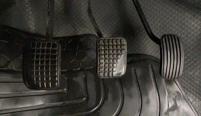 2017 Tata Tiago XM PETROL, Petrol, Manual, 41,896 km, Pedals