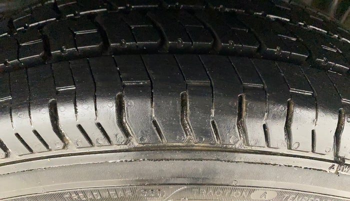 2017 Tata Tiago XM PETROL, Petrol, Manual, 41,896 km, Left Rear Tyre Tread