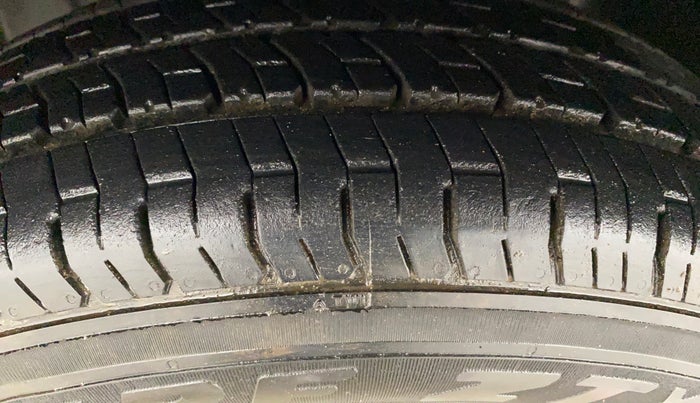 2017 Tata Tiago XM PETROL, Petrol, Manual, 41,896 km, Left Front Tyre Tread