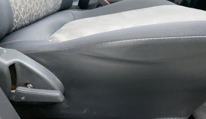 2016 Maruti Alto 800 VXI, Petrol, Manual, 34,370 km, Driver Side Adjustment Panel