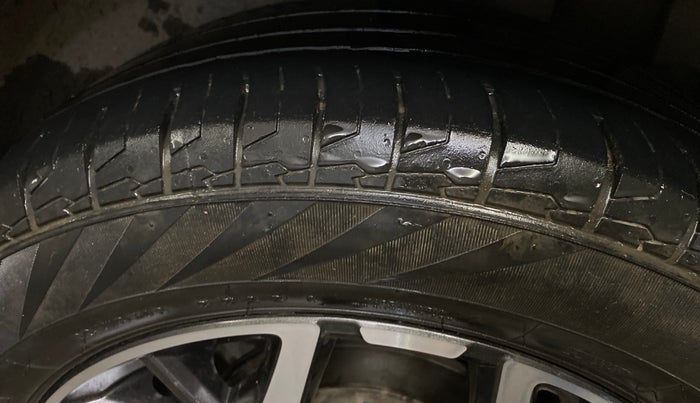 2022 KIA SELTOS GTX PLUS DCT 1.4 PETROL, Petrol, Automatic, 40,060 km, Left Rear Tyre Tread