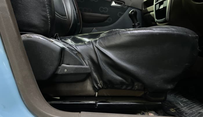 2012 Maruti Alto 800 LXI, Petrol, Manual, 48,139 km, Driver Side Adjustment Panel