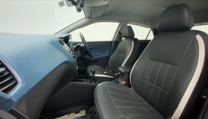 2015 Hyundai i20 Active 1.2 S, CNG, Manual, 45,382 km, Right Side Front Door Cabin