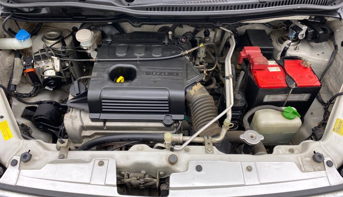 2017 Maruti Wagon R 1.0 VXI OPT, Petrol, Manual, Open Bonet