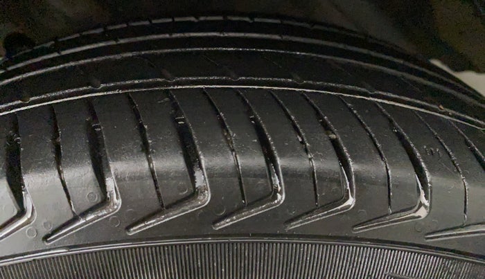 2019 Maruti New Wagon-R LXI CNG (O) 1.0, CNG, Manual, 77,967 km, Left Rear Tyre Tread