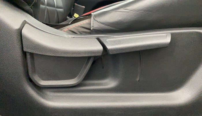 2023 Hyundai Verna 1.5 TURBO GDI MT SX, Petrol, Manual, 24,812 km, Driver Side Adjustment Panel