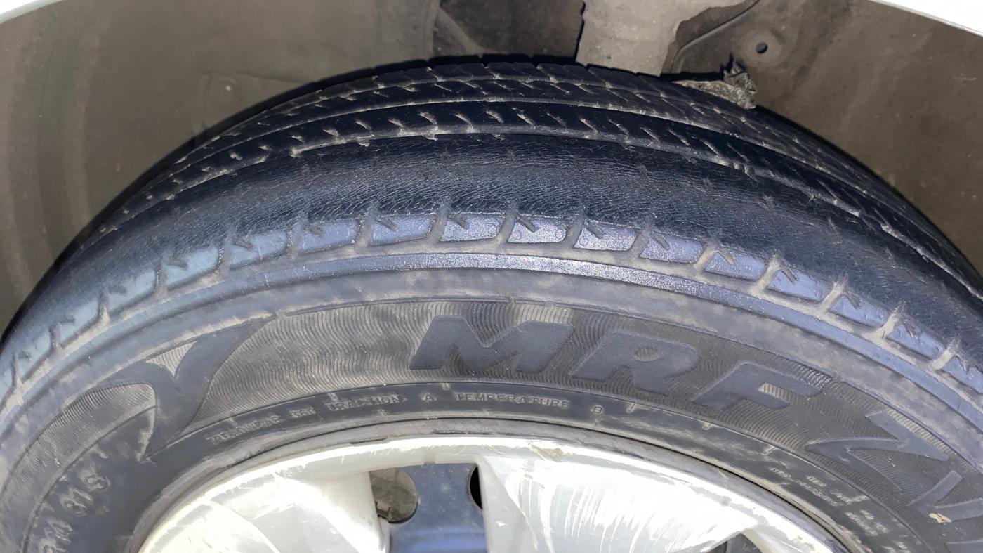 2019 Maruti New Wagon-R VXI 1.2 AMT, Petrol, Automatic, 15,885 km, Left Front Tyre Tread