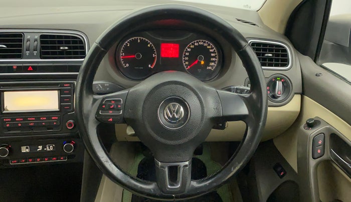 2013 Volkswagen Vento HIGHLINE DIESEL 1.6, Diesel, Manual, 95,103 km, Steering Wheel Close Up