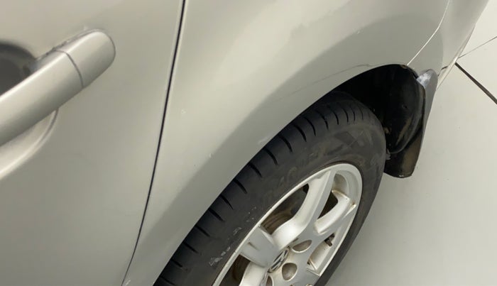 2013 Volkswagen Vento HIGHLINE DIESEL 1.6, Diesel, Manual, 95,103 km, Left quarter panel - Slightly dented