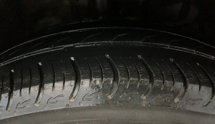 2019 Honda Amaze 1.2L I-VTEC VX, Petrol, Manual, 61,190 km, Right Front Tyre Tread