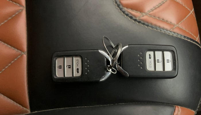 2019 Honda Amaze 1.2L I-VTEC VX, Petrol, Manual, 61,190 km, Key Close Up