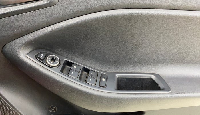 2015 Hyundai i20 Active 1.2 S, Petrol, Manual, 58,291 km, Driver Side Door Panels Control