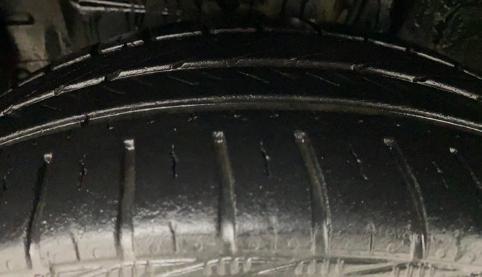 2021 Toyota YARIS G CVT, Petrol, Automatic, 27,343 km, Left Front Tyre Tread