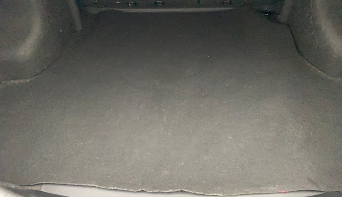 2021 Toyota YARIS G CVT, Petrol, Automatic, 27,343 km, Boot Inside