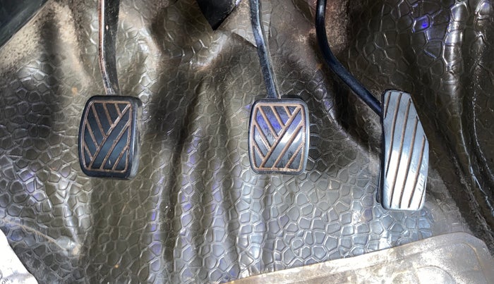 2014 Maruti Wagon R 1.0 LXI CNG, CNG, Manual, 70,329 km, Pedals