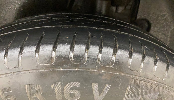 2019 KIA SELTOS HTK PLUS 1.5 DIESEL, Diesel, Manual, 83,843 km, Left Rear Tyre Tread